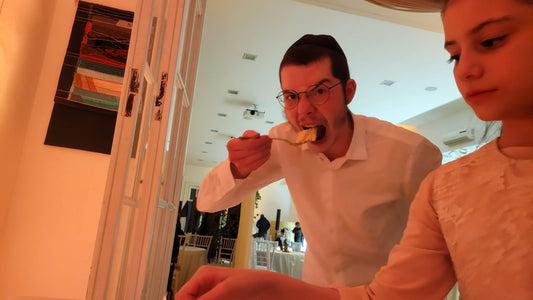 un gelato al bar mitzva del bro